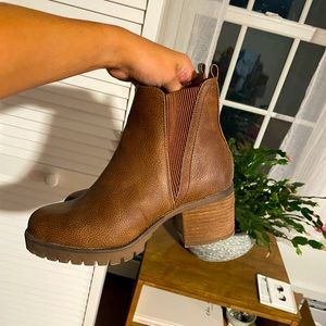 MIA Jody Block Heel Chelsea Boot